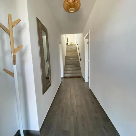 Cairnvillas - Solar C37 Luxury With Swimming Pool Near Villa