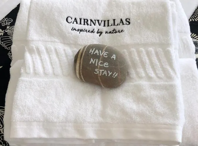 Villa Cairnvillas - Solar C37 Luxury With Swimming Pool Near